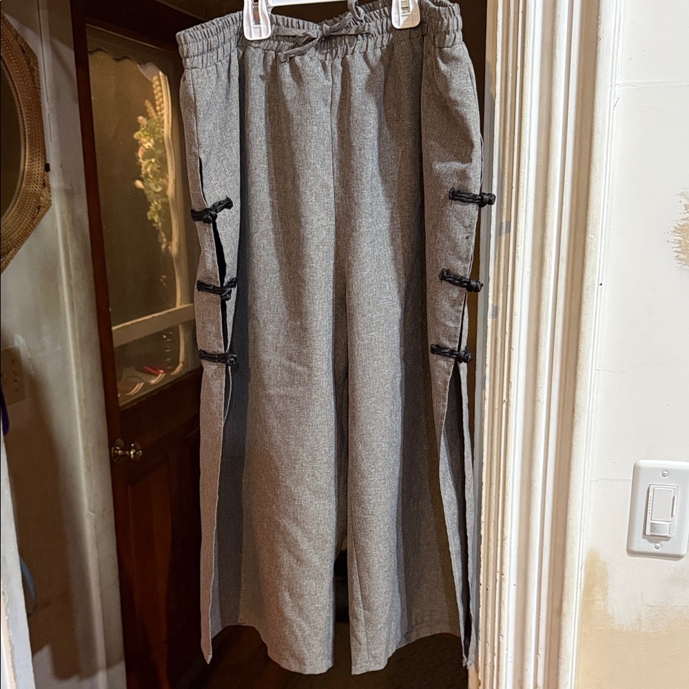 Women's Gray Cropped Pants with Black Ties size L/XL